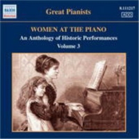 Diverse - Women At The Piano