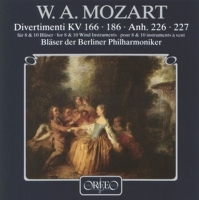 Bläser der Berliner Philharmoniker - Divertimenti für 8 & 10 Bläser KV 166/186/226/227